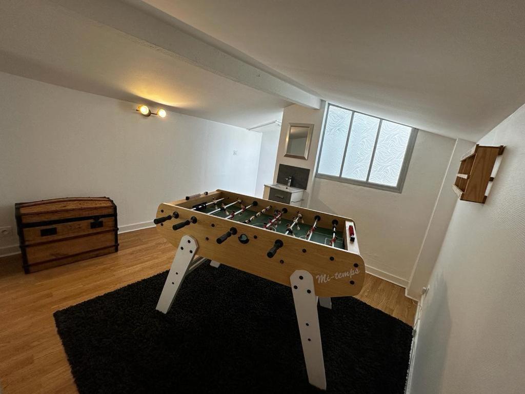 Le Saint Maixent, Maison De Ville, Baby Foot, Wifi المظهر الخارجي الصورة